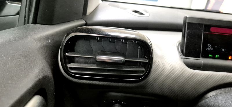 Citroen C4 Cactus 1.5 Blue-HDi Shine 2019 – снимка 32