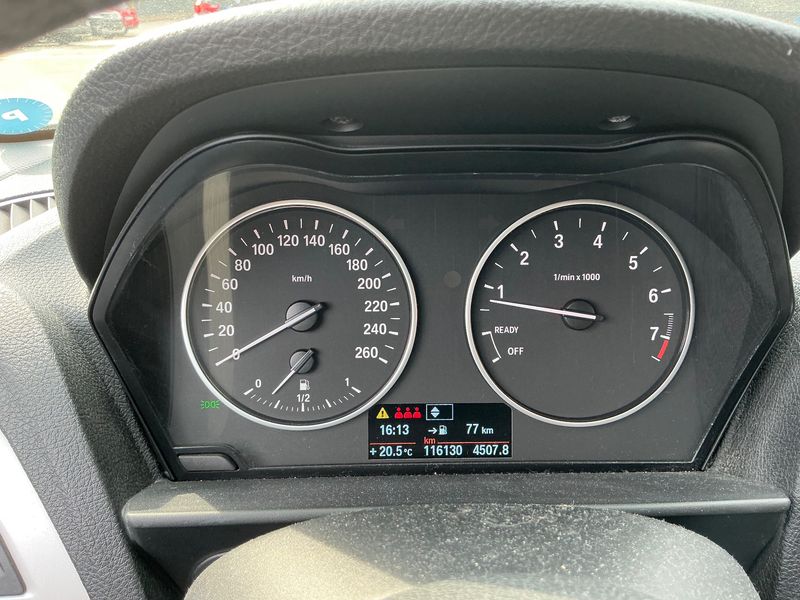 BMW 1er 118i 2013 – снимка 18