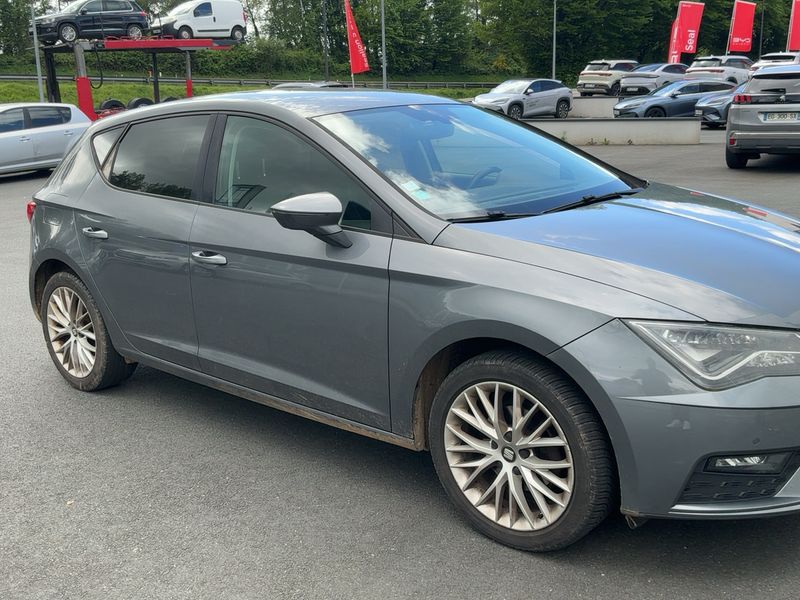 Seat Leon 1.2 TSI Connect 2017 – снимка 12