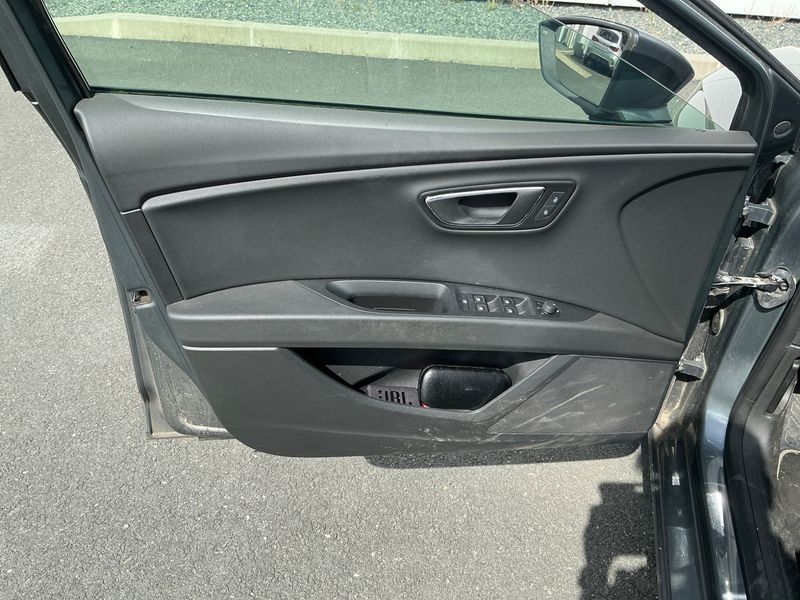 Seat Leon 1.2 TSI Connect 2017 – снимка 27