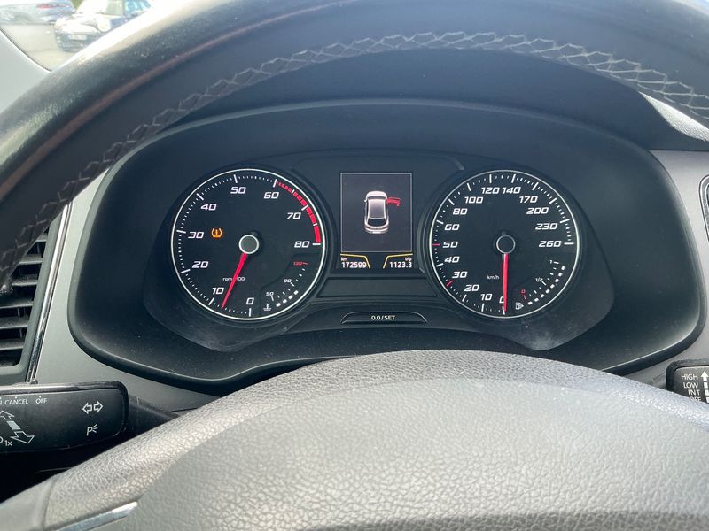 Seat Leon 1.2 TSI Connect 2017 – снимка 18