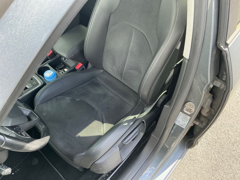 Seat Leon 1.2 TSI Connect 2017 – снимка 24
