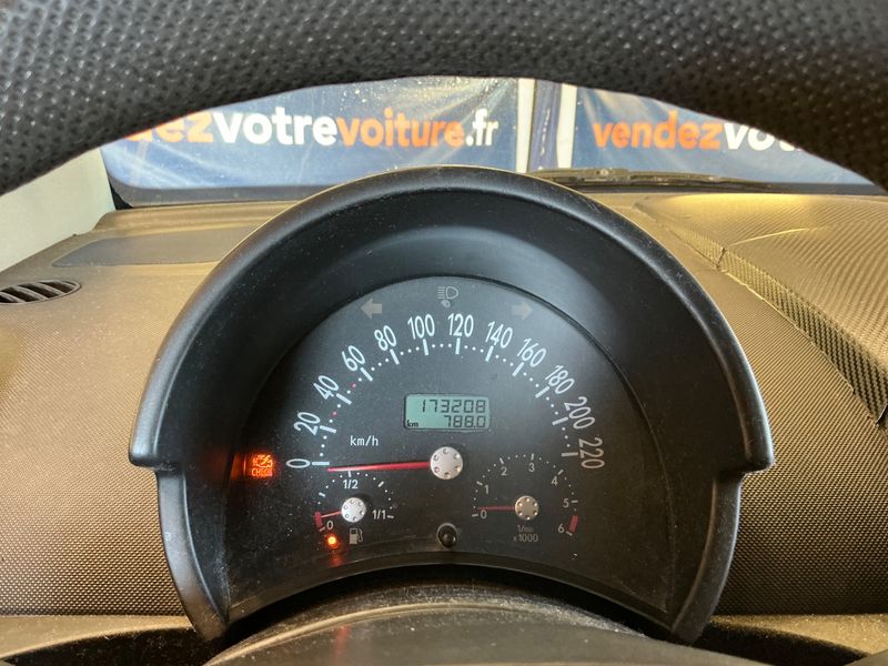 Volkswagen New Beetle 1.4 2003 – снимка 4