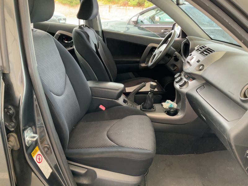 Toyota RAV 4 2.2 Turbodiesel Sol 2008 – снимка 11