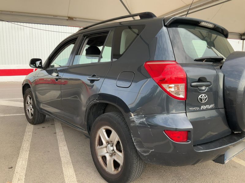 Toyota RAV 4 2.2 Turbodiesel Sol 2008 – снимка на щета