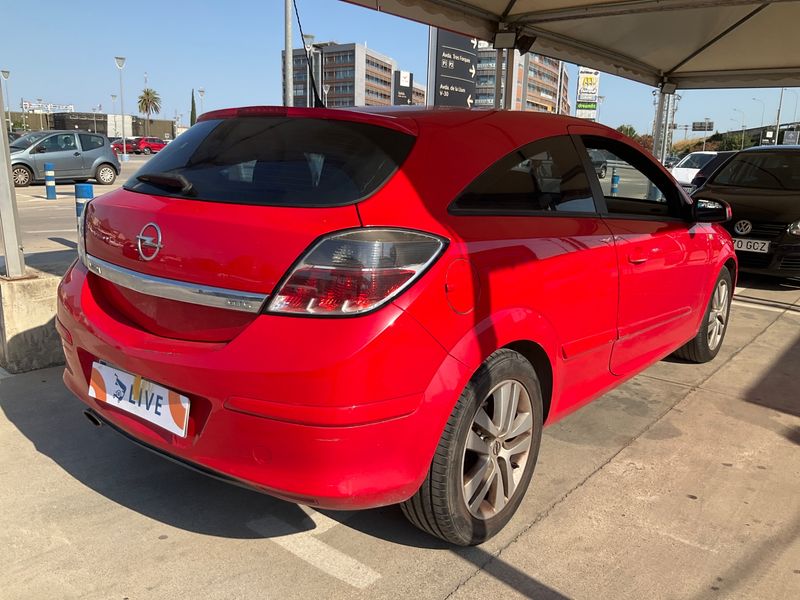 Opel Astra GTC 1.6 Sport 2008 – снимка 2