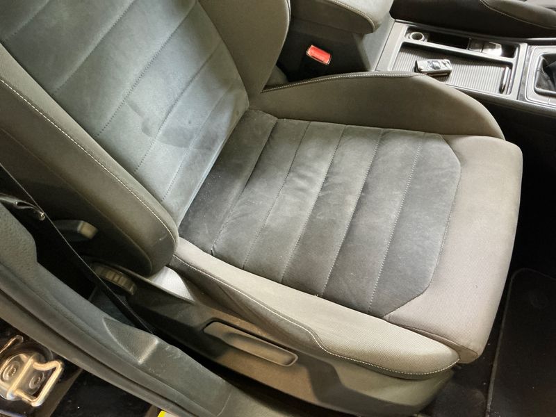 Volkswagen Golf VII 2.0 TDI Sport BlueMotion Tech 2013 – снимка 30