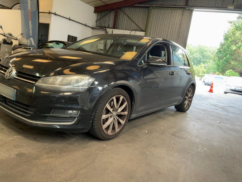Volkswagen Golf VII 2.0 TDI Sport BlueMotion Tech 2013 – снимка 2
