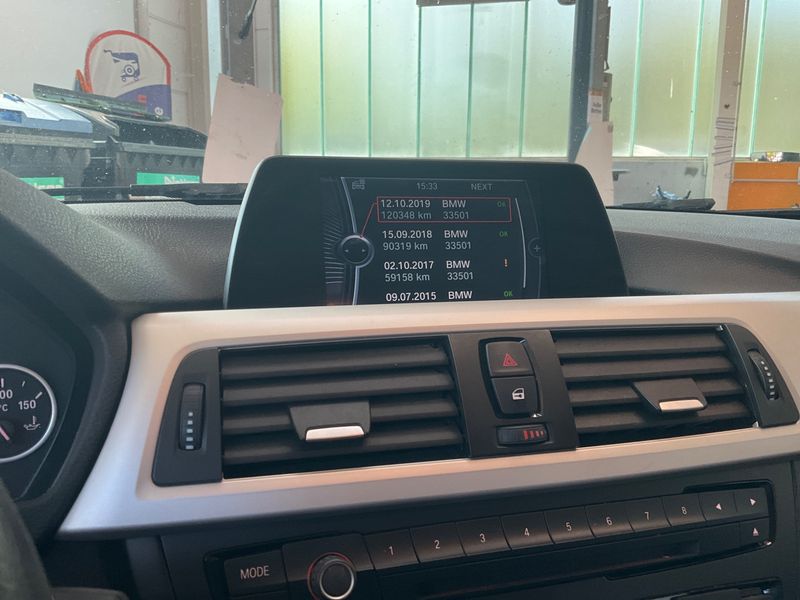 BMW 3er 318d 2014 – снимка 23