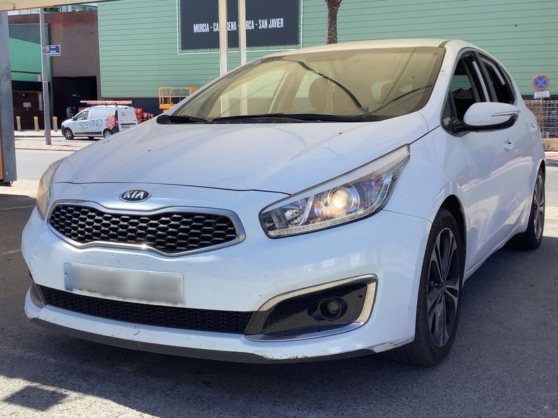 Kia cee'd 1.6 CRDi Tech 2017 – снимка 2