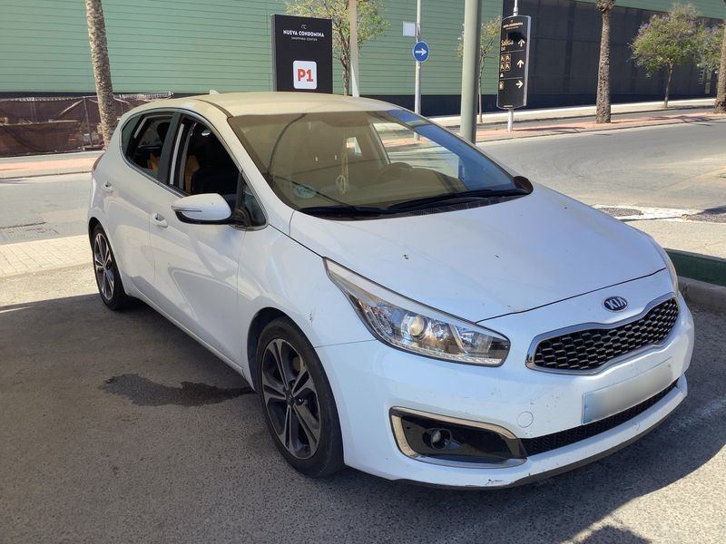 Kia cee'd 1.6 CRDi Tech 2017 – снимка 12