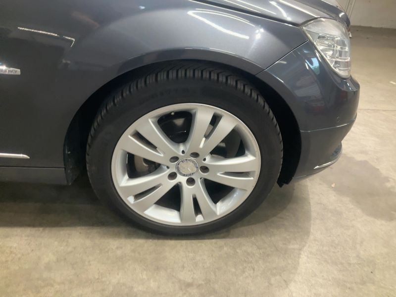 Mercedes-Benz C-Klasse C 180 CGI T BlueEfficiency Avantgarde 2011 – снимка 11