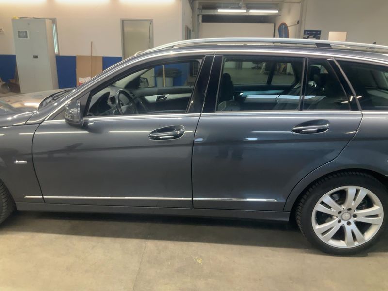 Mercedes-Benz C-Klasse C 180 CGI T BlueEfficiency Avantgarde 2011 – снимка 4