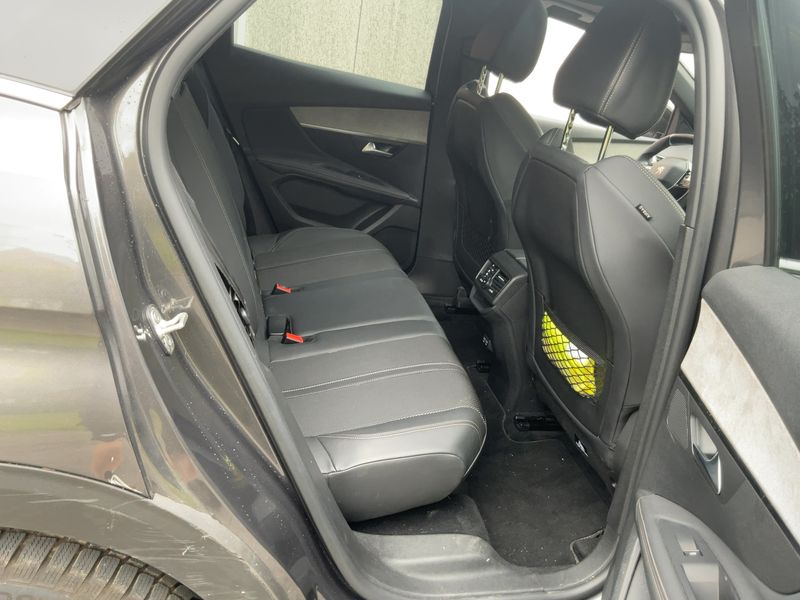 Peugeot 3008 1.2 PureTech GT 2023 – снимка 19