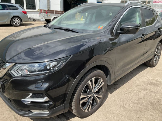 Nissan Qashqai 1.3 DIG-T N-Connecta 2019 – снимка 2