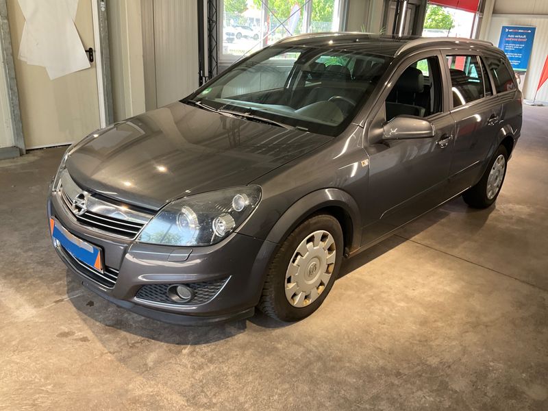 Opel Astra 1.6 Innovation "110 Jahre" 2009 – снимка 1