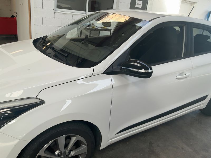 Hyundai i20 1.0 TDGI Essence 2018 – снимка 2