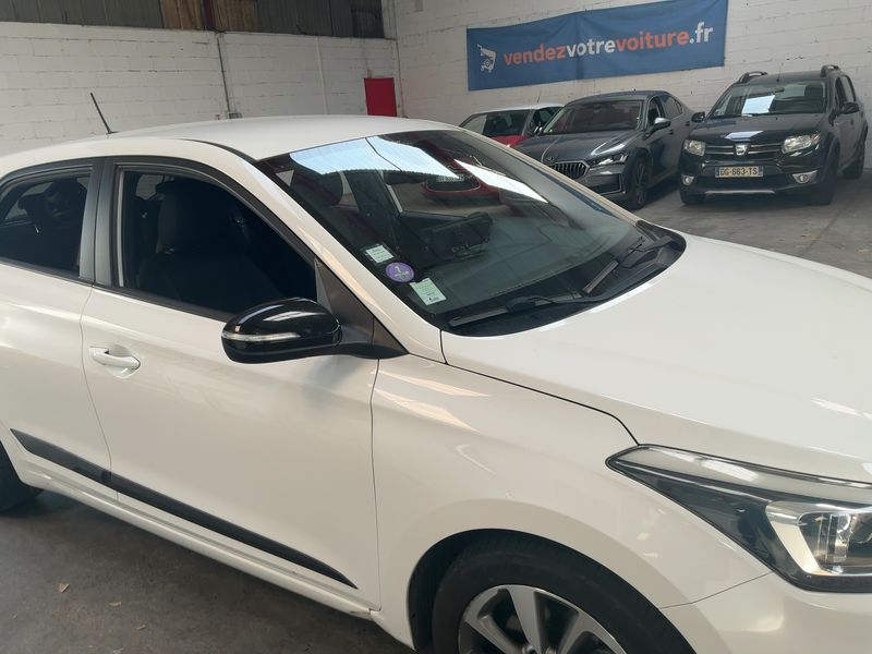 Hyundai i20 1.0 TDGI Essence 2018 – снимка 12