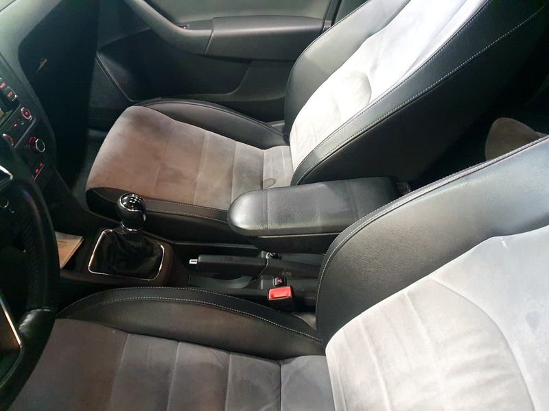 Seat Toldeo 1.2 TSI Style 2014 – снимка 42