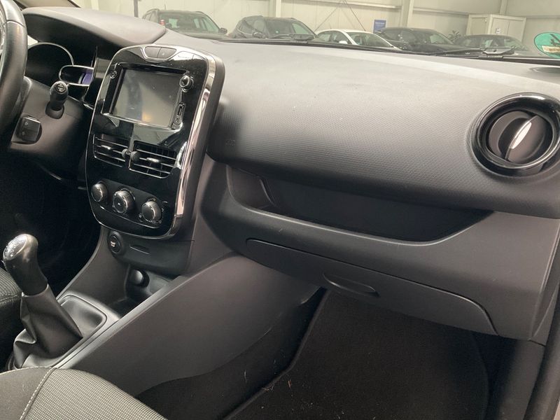 Renault Clio 1.2 Paris 2014 – снимка 25
