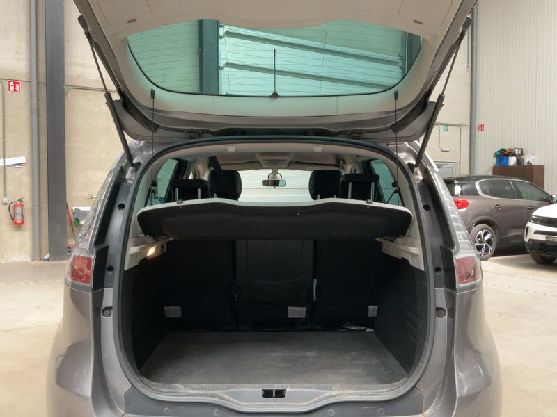 Renault Scenic 1.5 dCi Dynamique 2013 – снимка 15