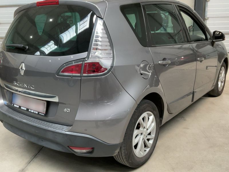 Renault Scenic 1.5 dCi Dynamique 2013 – снимка 8