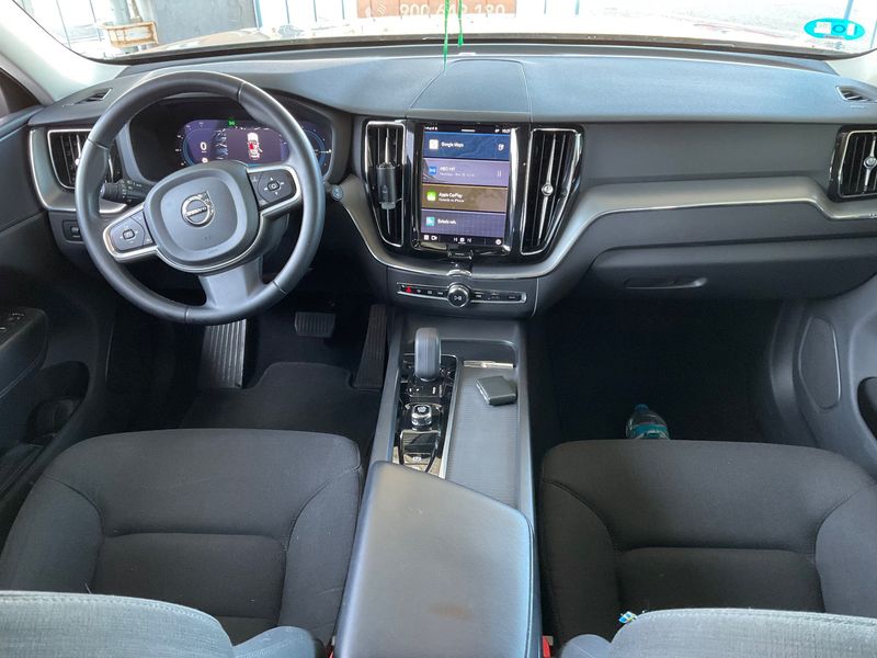 Volvo XC60 2.0 T6 Recharge Plug-in Hybrid Core AWD 2022 – снимка 17