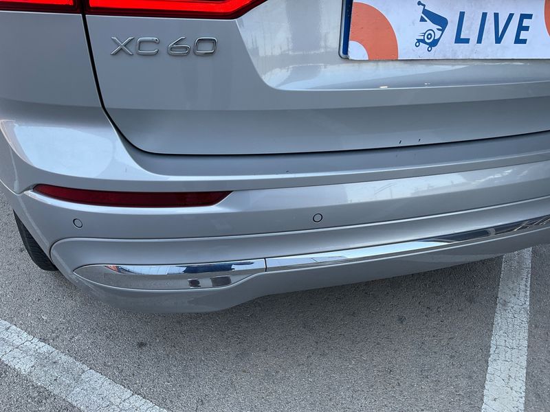 Volvo XC60 2.0 T6 Recharge Plug-in Hybrid Core AWD 2022 – снимка 24