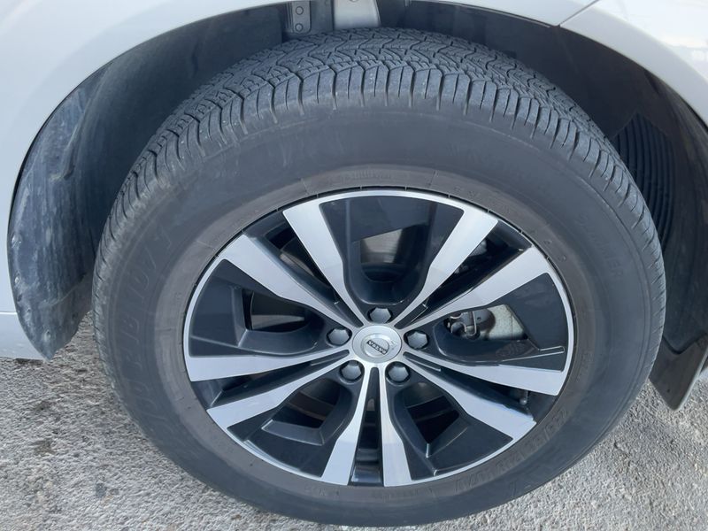 Volvo XC60 2.0 T6 Recharge Plug-in Hybrid Core AWD 2022 – снимка 11
