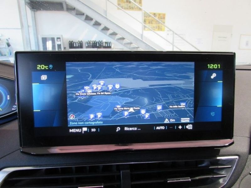 Peugeot 3008 1.6 Hybrid Allure Pack 2023 – снимка 13