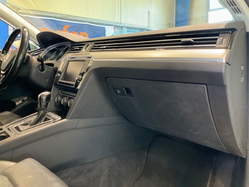 Volkswagen Passat Alltrack 2.0 TDI 4Motion BlueMotion Tech 2016 – снимка 23