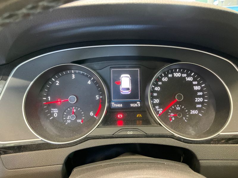 Volkswagen Passat Alltrack 2.0 TDI 4Motion BlueMotion Tech 2016 – снимка 19