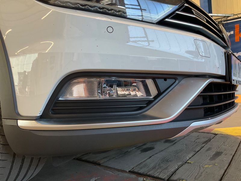 Volkswagen Passat Alltrack 2.0 TDI 4Motion BlueMotion Tech 2016 – снимка 29