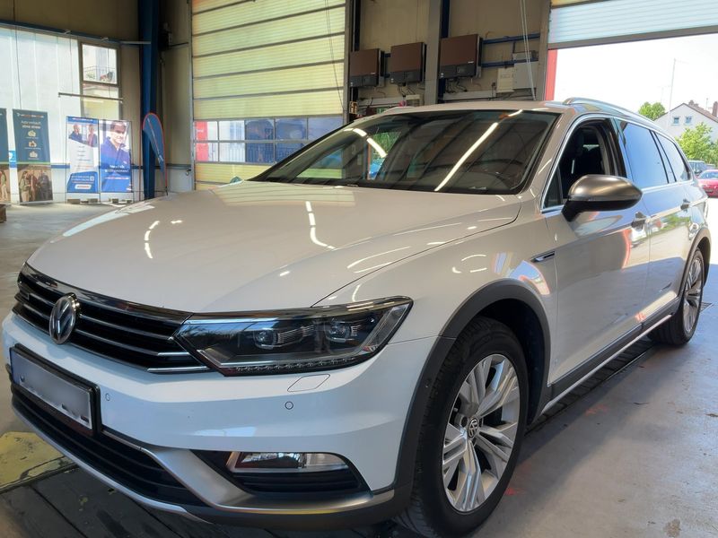 Volkswagen Passat Alltrack 2.0 TDI 4Motion BlueMotion Tech 2016 – снимка 1