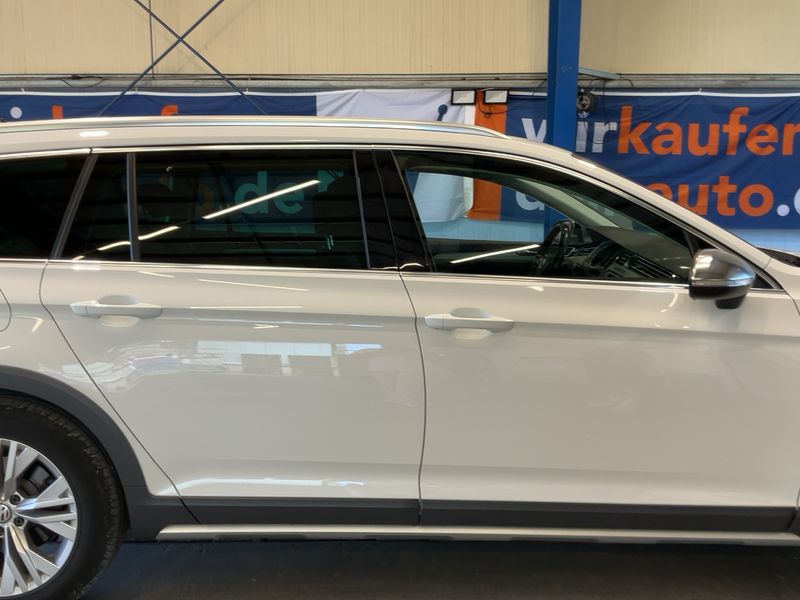 Volkswagen Passat Alltrack 2.0 TDI 4Motion BlueMotion Tech 2016 – снимка 10