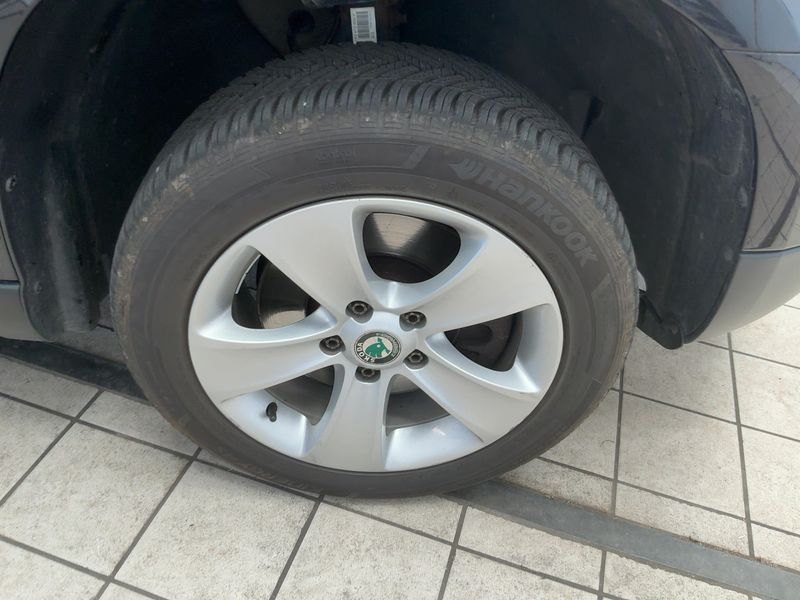 Skoda Yeti 2.0 TDI Ambition 4x4 2012 – снимка 11