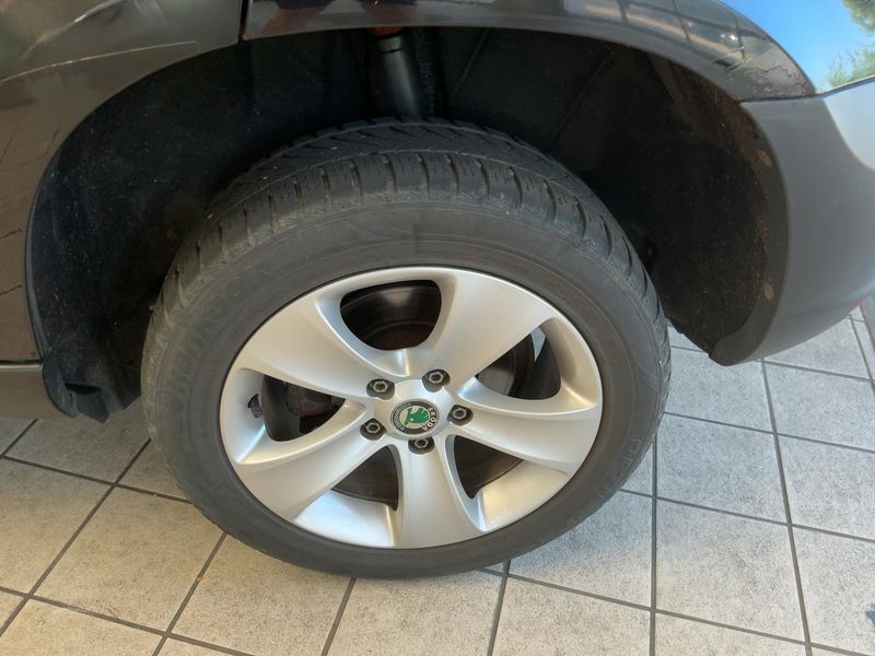 Skoda Yeti 2.0 TDI Ambition 4x4 2012 – снимка 5