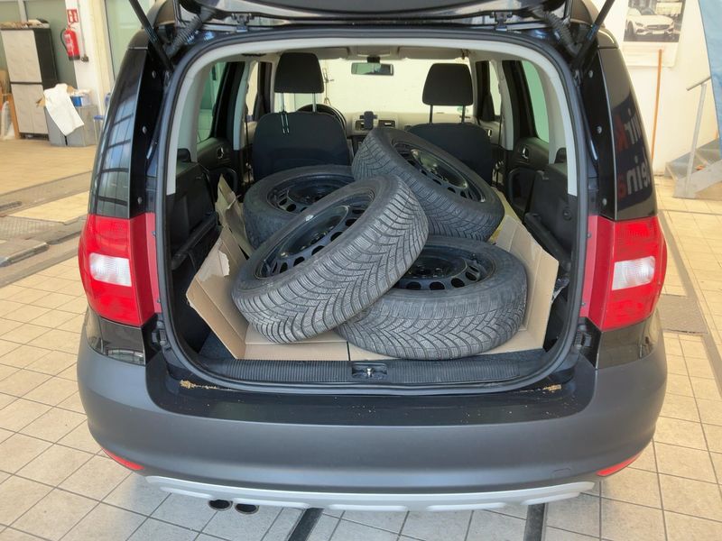 Skoda Yeti 2.0 TDI Ambition 4x4 2012 – снимка 16