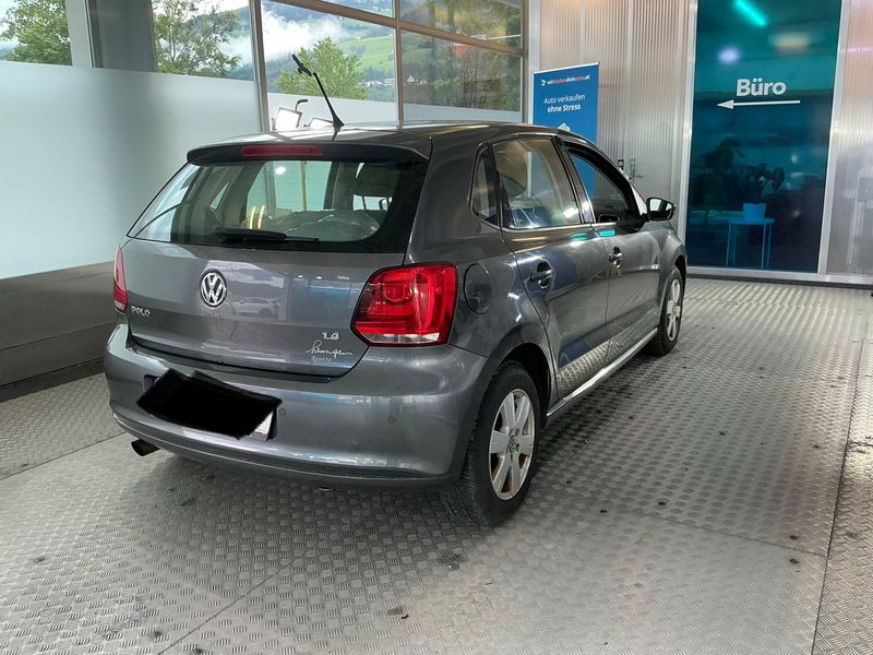 Volkswagen Polo 1.4 FSI Highline 2009 – снимка 2