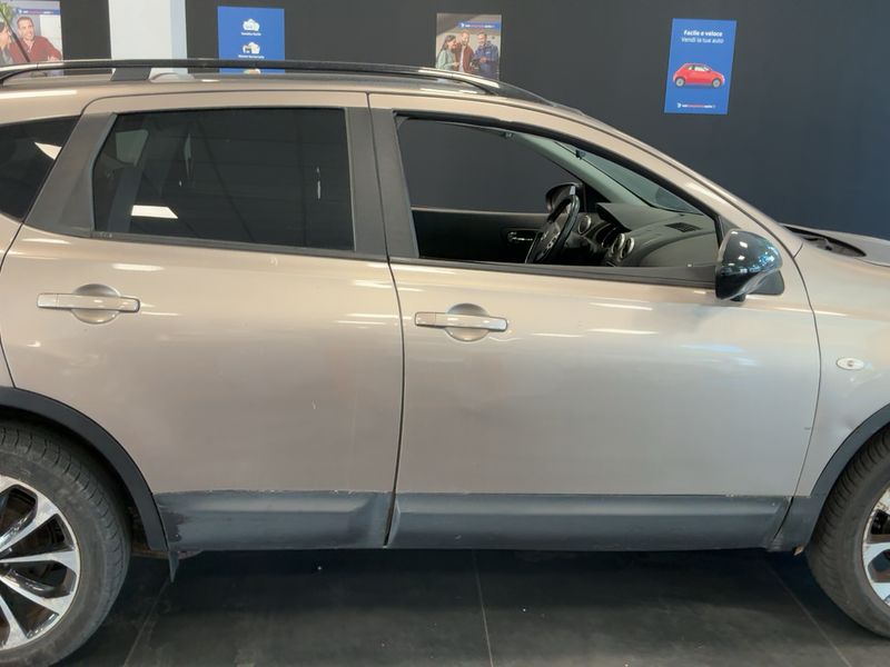Nissan Qashqai 2.0 360 4x4 2013 – снимка 10
