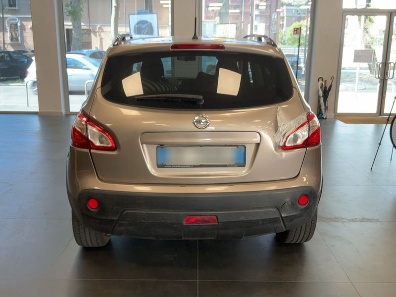 Nissan Qashqai 2.0 360 4x4 2013 – снимка 7