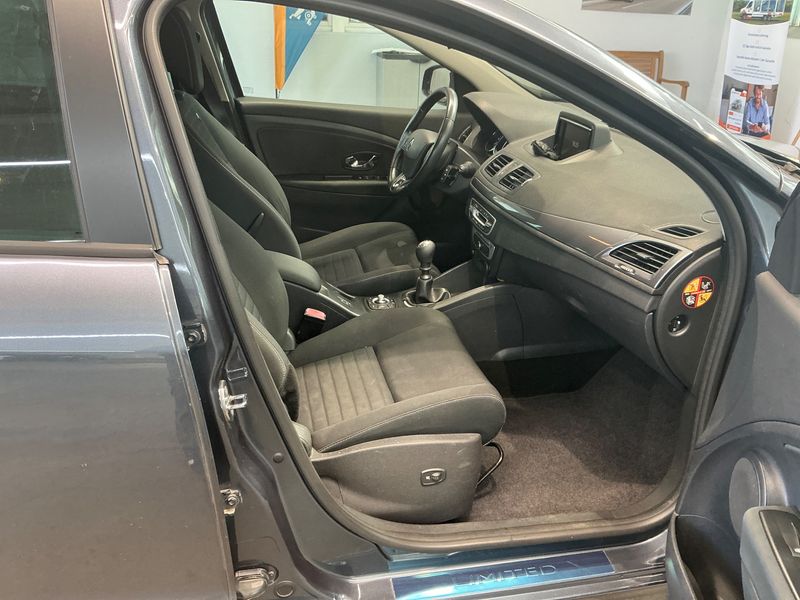 Renault Megane 1.2 Limited 2015 – снимка 3