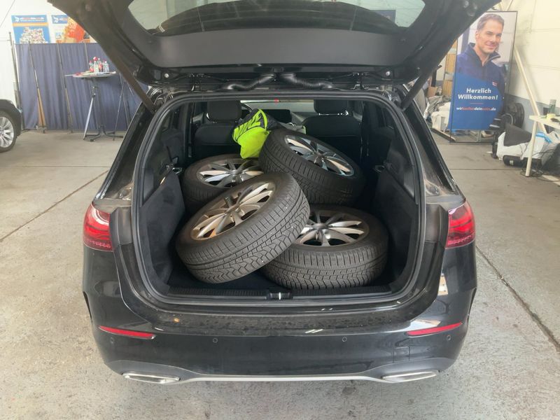 Mercedes-Benz B-Klasse B 200 Mild-Hybrid AMG Line 2023 – снимка 16