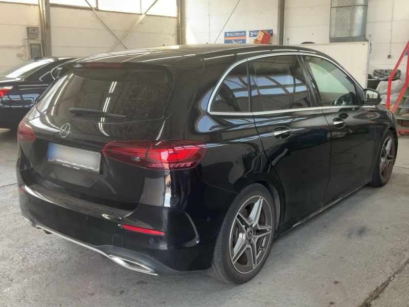 Mercedes-Benz B-Klasse B 200 Mild-Hybrid AMG Line 2023 – снимка 8