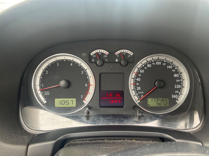 Volkswagen Golf IV 1.4 Pacific 2003 – снимка 4