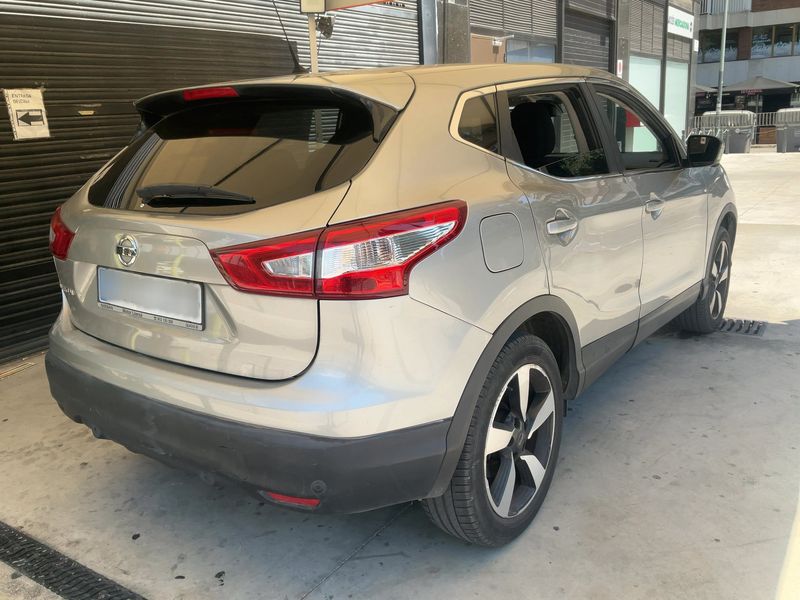 Nissan Qashqai 1.6 dCi N-Connecta 2016 – снимка 8
