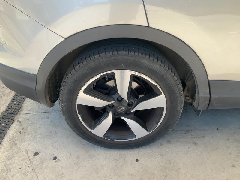 Nissan Qashqai 1.6 dCi N-Connecta 2016 – снимка 9