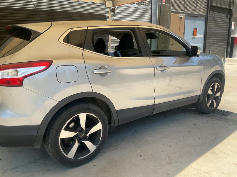 Nissan Qashqai 1.6 dCi N-Connecta 2016 – снимка 10