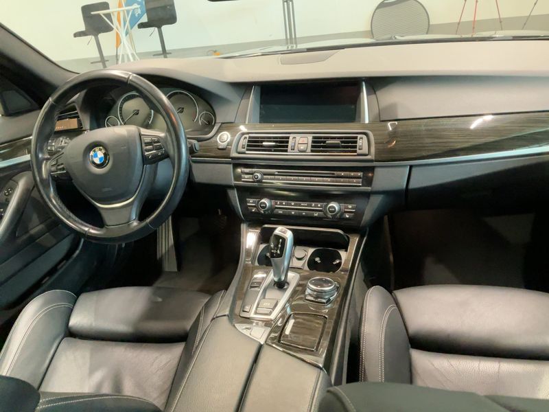 BMW 5er 525d 2014 – снимка 18