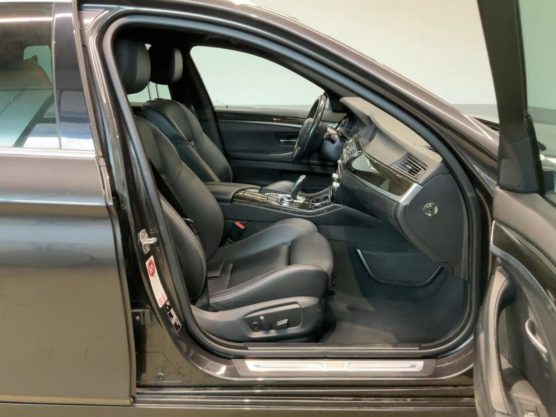 BMW 5er 525d 2014 – снимка 17